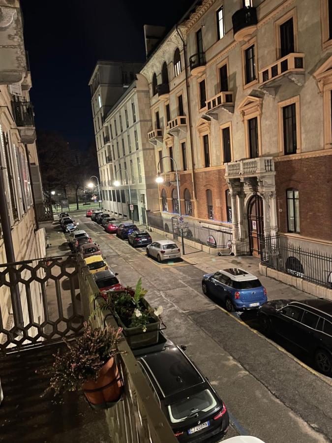 شقة Emozione Torino - Affascinante, Silenzioso, In Palazzo D'Epoca Pressi Piazza Solferino المظهر الخارجي الصورة